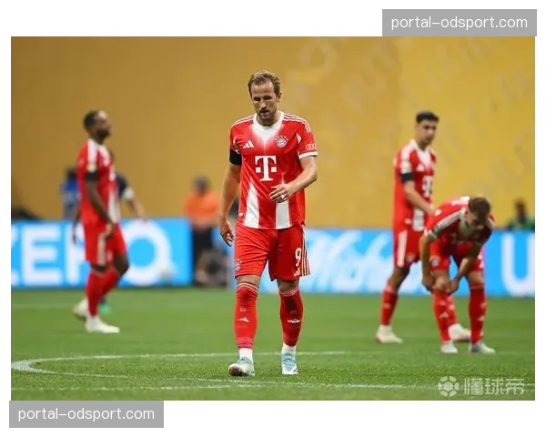 即时战报:穆西亚拉精彩突破助攻,拜仁半场1-0领先 即时战报:穆西亚拉精彩突破助攻,拜仁半场1-0领先