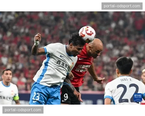 【2026年4月中超联赛·赛中·报道成都蓉城控球率62%压制青岛西海岸，主场优势明显